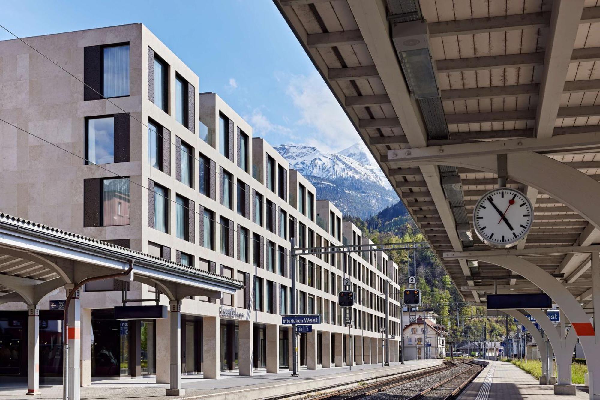 Essential By Dorint Interlaken - New Opening ภายนอก รูปภาพ